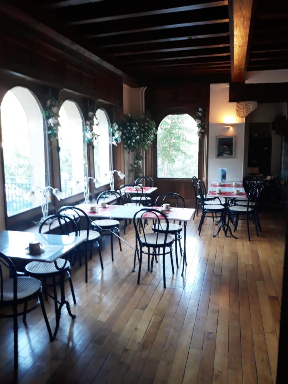 Fleuri Hotel